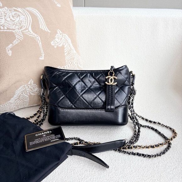 Chanel Handbags - Chanel Women Pre-Loved Bag Very Good Condition